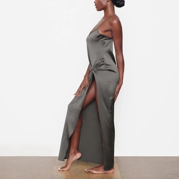 NWT: SKIMS: Silk Sleep Slip w/high slit—Gunmetal - Picture 5 of 5